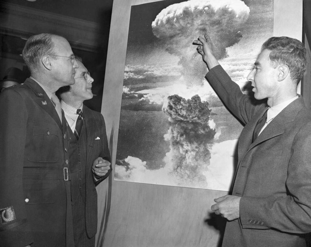 Oppenheimer's role in the Manhattan Project